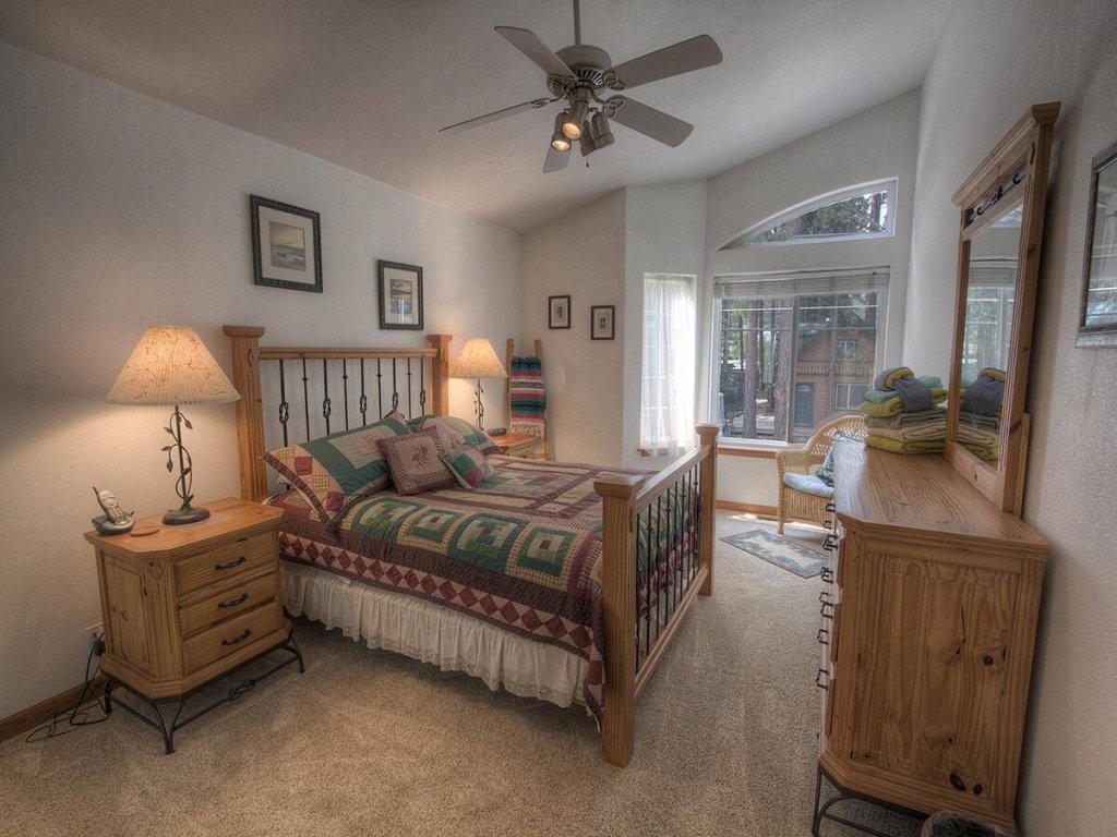 CYH1077 - Wolfpack Refuge Vacation Rental in California - RedAwning