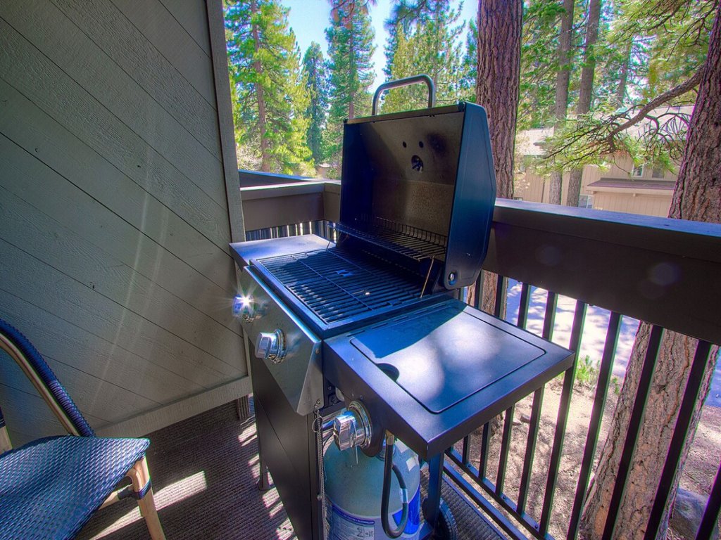IVC0651 - Taste of Burgundy Vacation Rental in Incline Village - RedAwning