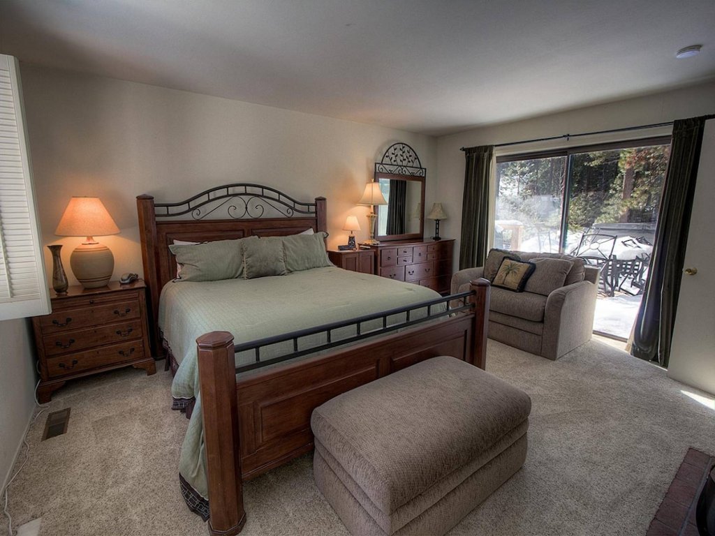 IVH0669 - Blue Laulea Vacation Rental in Incline Village - RedAwning