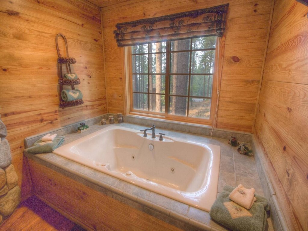 HCH0847 - River Rock Retreat Vacation Rental in California - RedAwning
