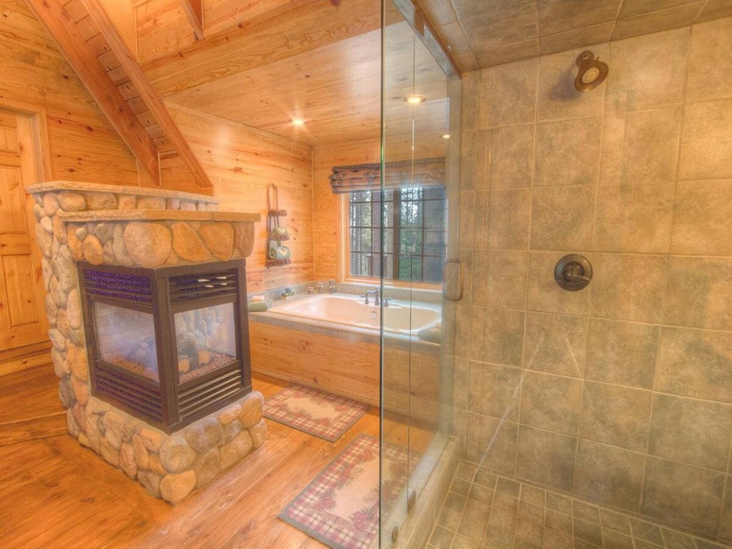 HCH0847 - River Rock Retreat Vacation Rental in California - RedAwning