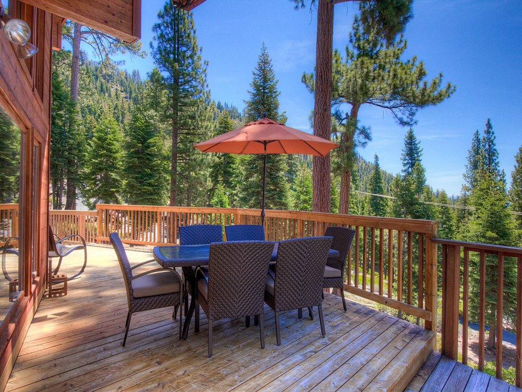 The Bass Chalet Vacation Rental in Kings Beach - RedAwning