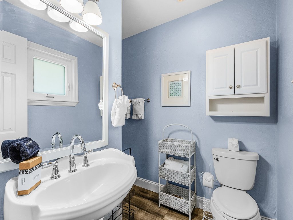 40 Warm Sands North End Retreat: 3BR Beach Front Vacation Rental in Fort Myers Beach - RedAwning
