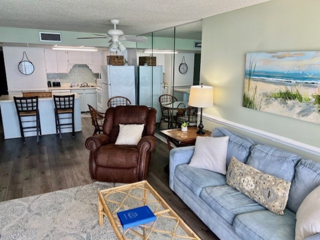 Royal Garden Resort 815 Vacation Rental in Murrells Inlet - RedAwning