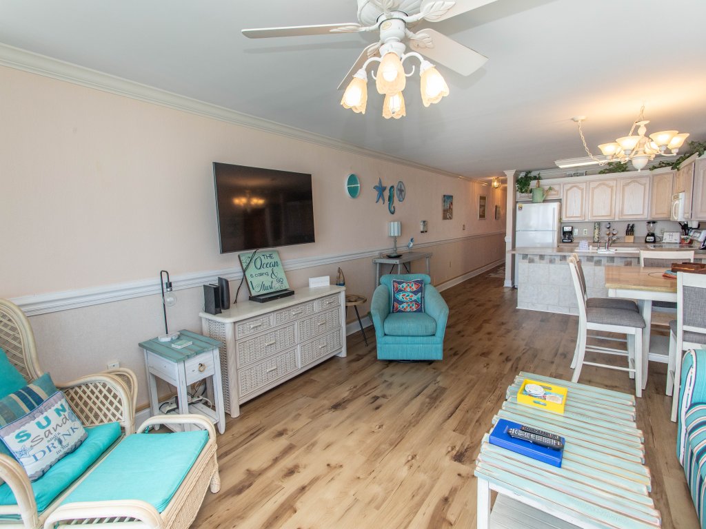 Royal Garden Resort 401 Vacation Rental in Murrells Inlet - RedAwning