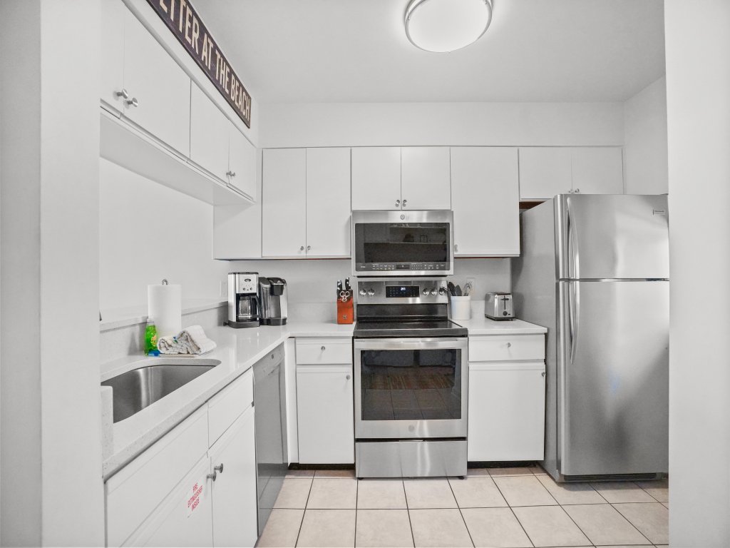 Bask Vacation Rental in Panama City Beach - RedAwning