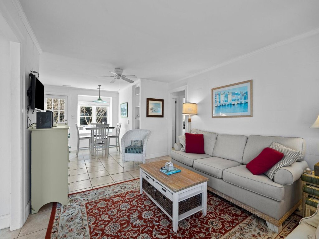 Salt Life Vacation Rental in North Carolina - RedAwning