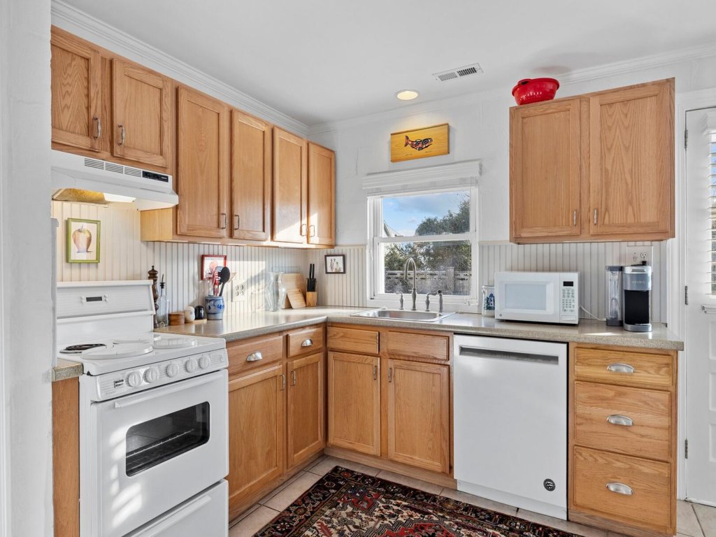 Salt Life Vacation Rental in North Carolina - RedAwning