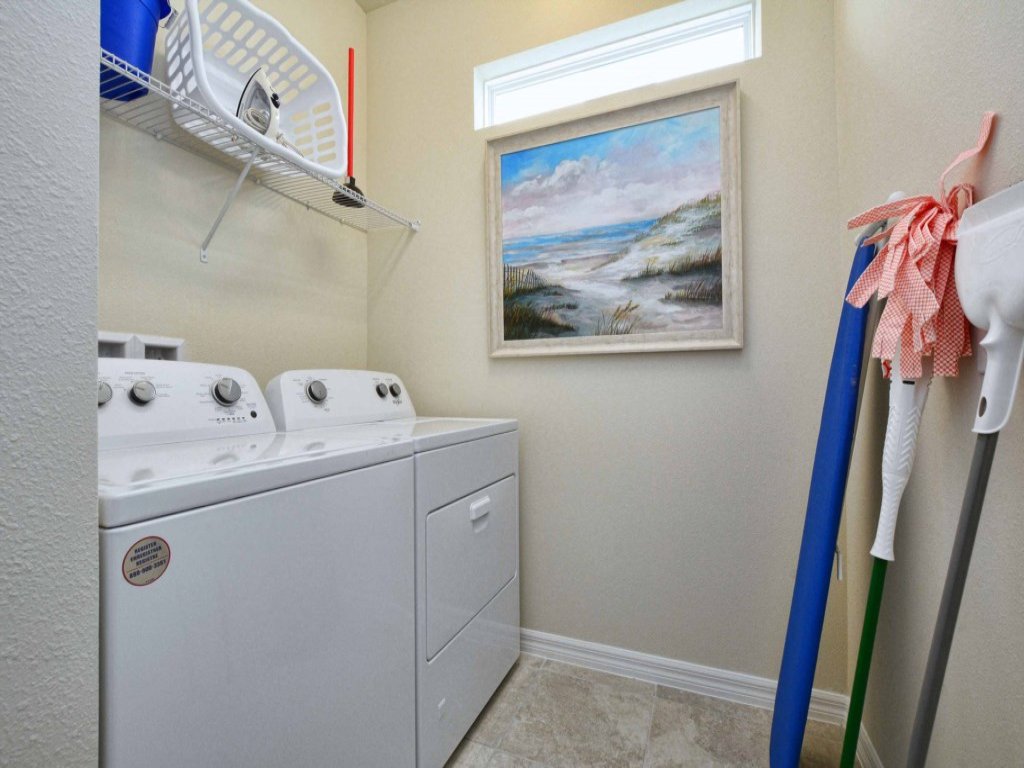 Brand New Dog Friendly Family Getaway -7049SR Vacation Rental in Davenport - RedAwning