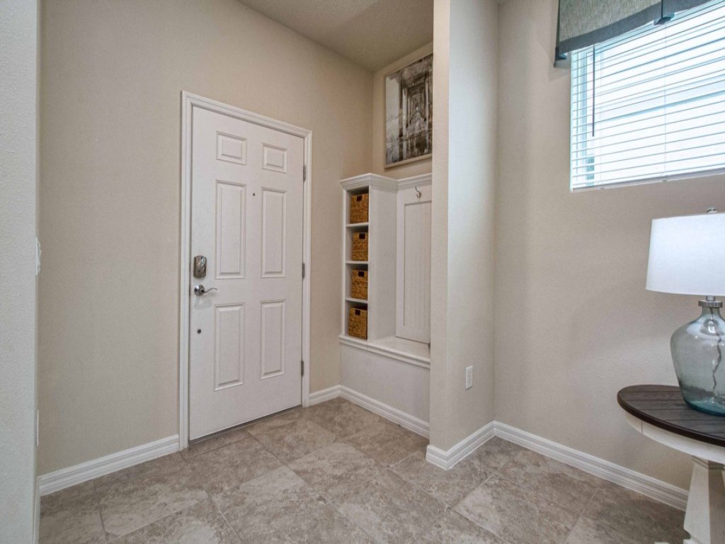 Brand New Dog Friendly Family Getaway -7049SR Vacation Rental in Davenport - RedAwning