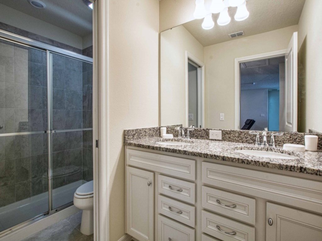 Windsor Island 8 Bedroom House-4404WI Vacation Rental in Davenport - RedAwning