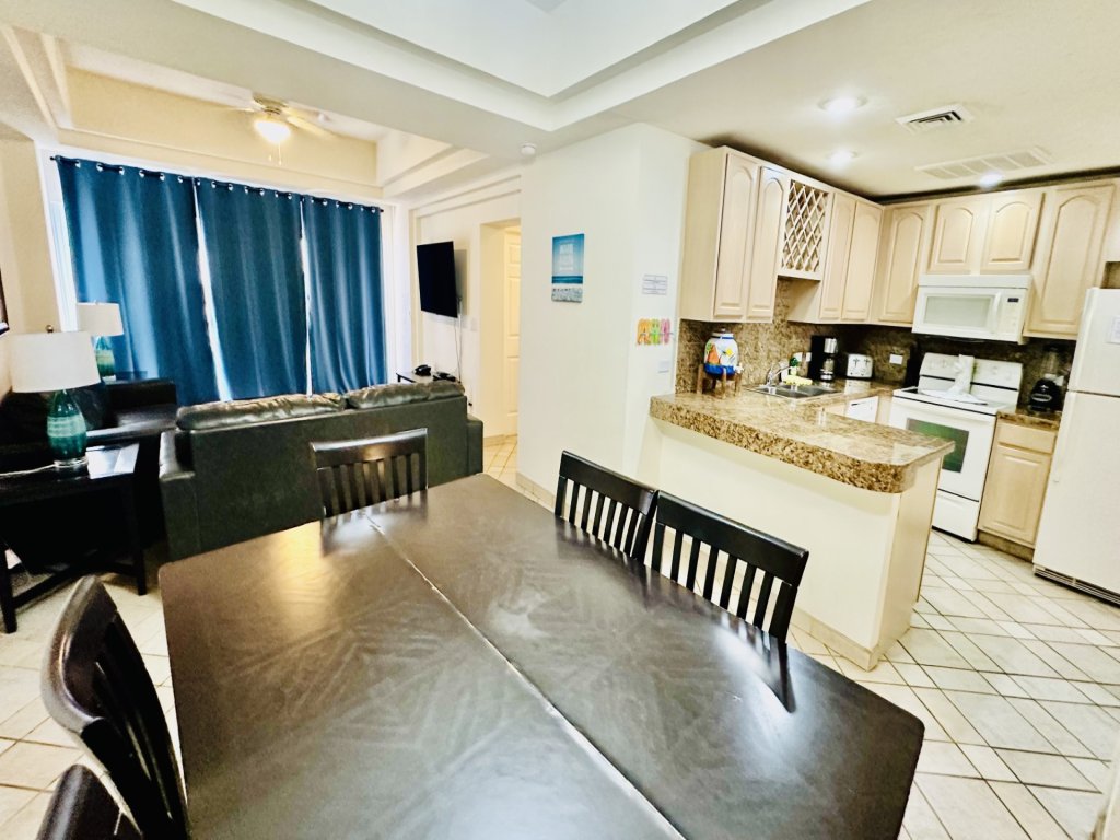 D-505 Vacation Rental - RedAwning