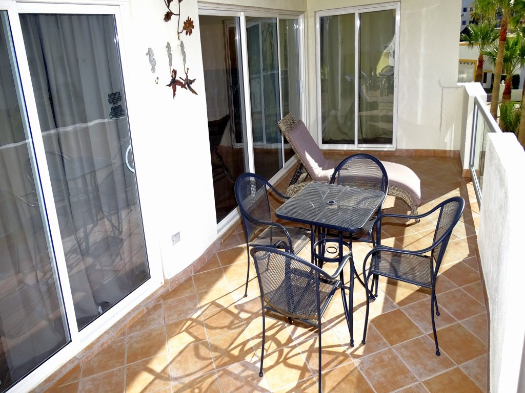 BN-205 Vacation Rental - RedAwning