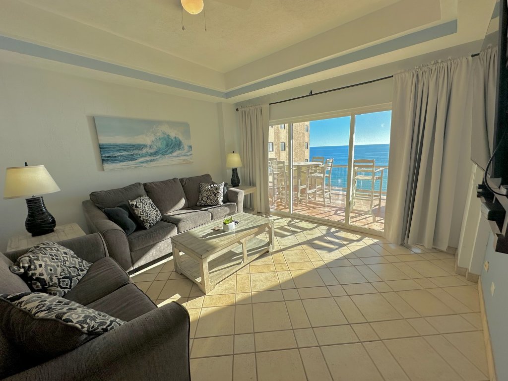 B-705 Vacation Rental - RedAwning