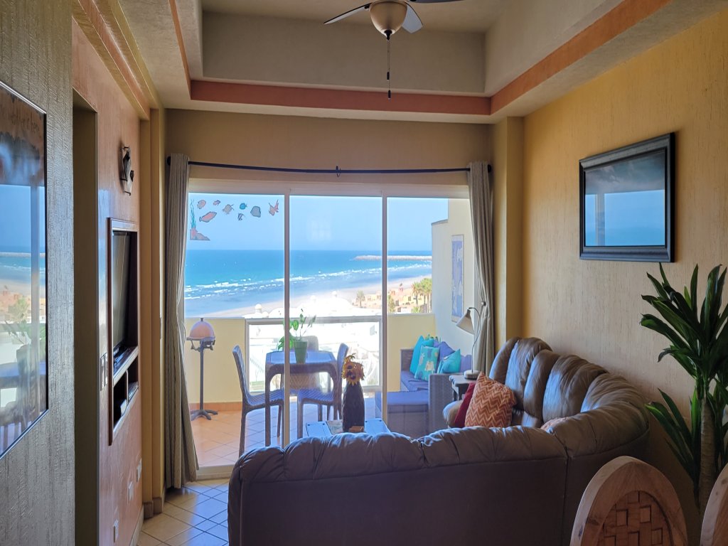 B-502 Vacation Rental - RedAwning