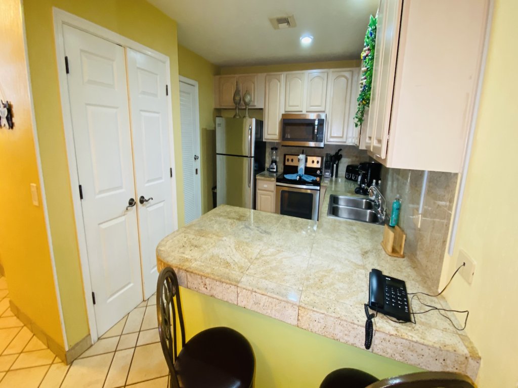 B-502 Vacation Rental - RedAwning