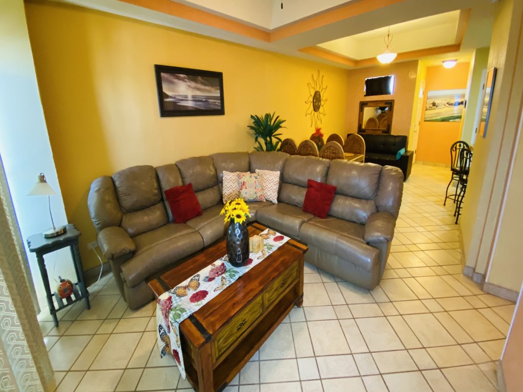 B-502 Vacation Rental - RedAwning
