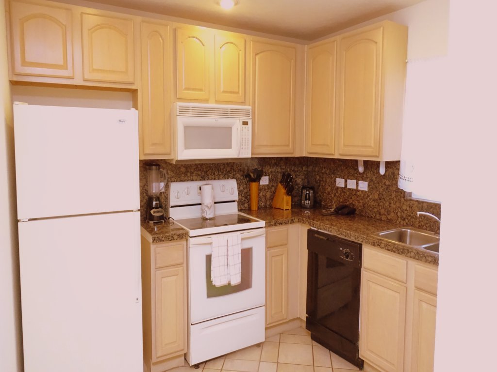 BN-102 Vacation Rental - RedAwning
