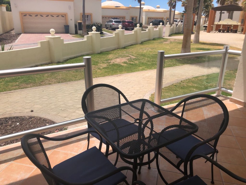 BN-102 Vacation Rental - RedAwning
