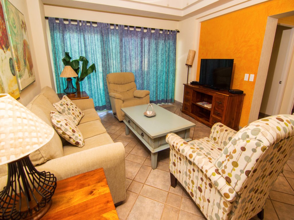 B-203 Vacation Rental - RedAwning