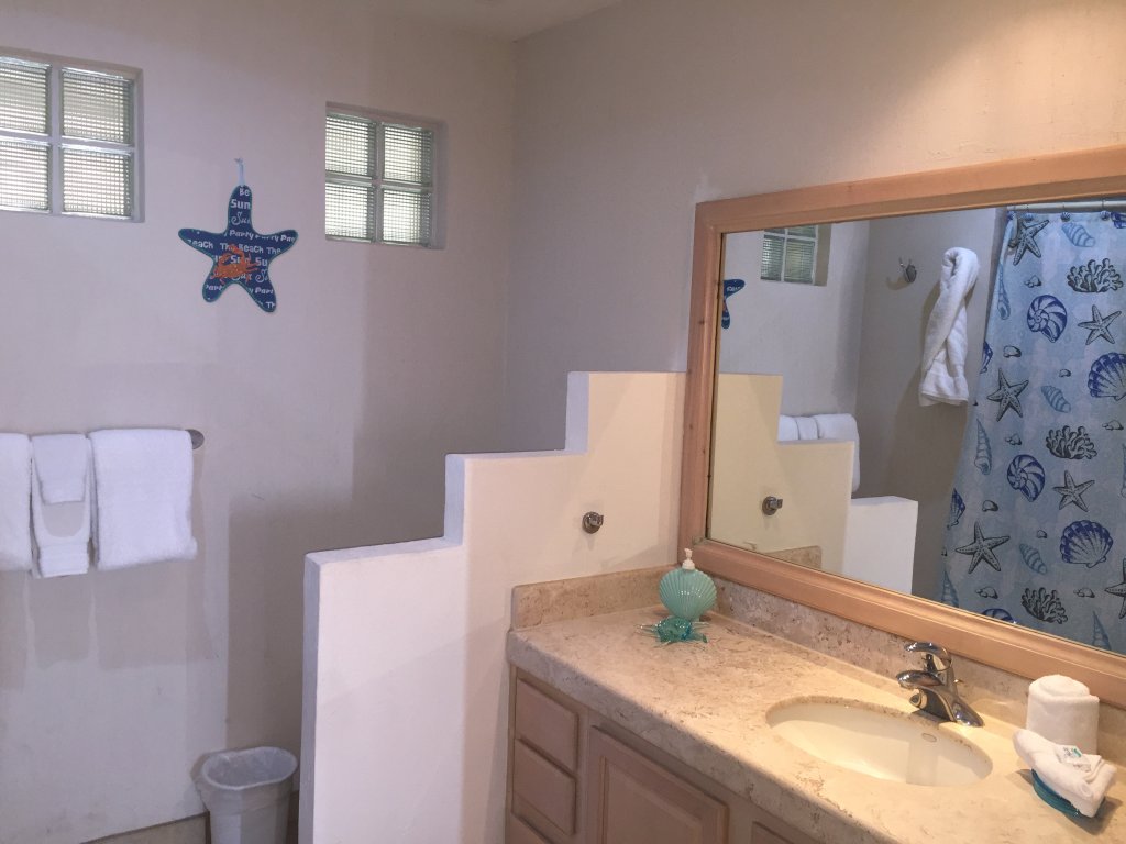 B-704 Vacation Rental - RedAwning