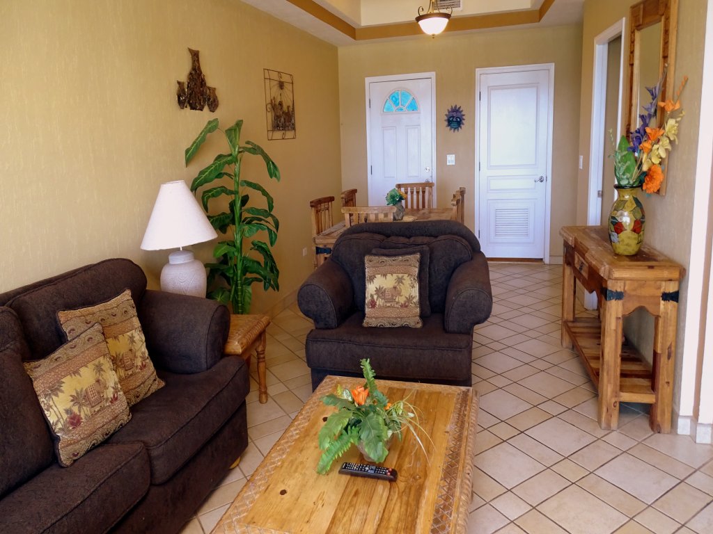 BN-603A Vacation Rental - RedAwning