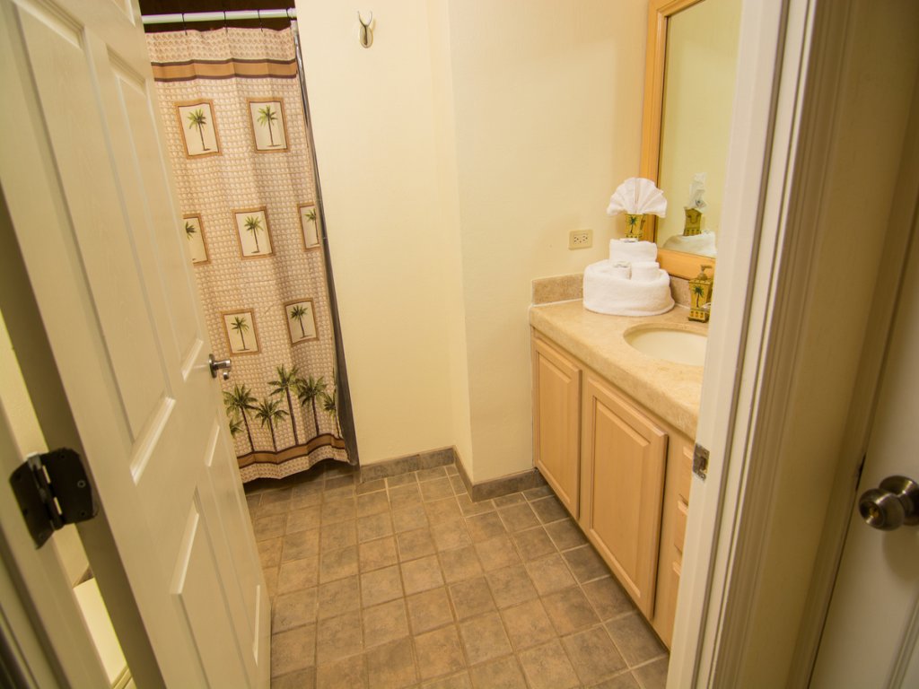 B-201 Vacation Rental - RedAwning