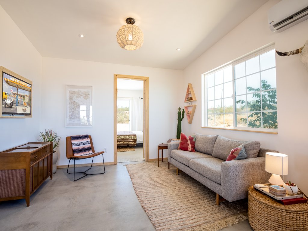 Flamingo Ranch - Dreamy Desert Design with Hot Tub Vacation Rental in California - RedAwning