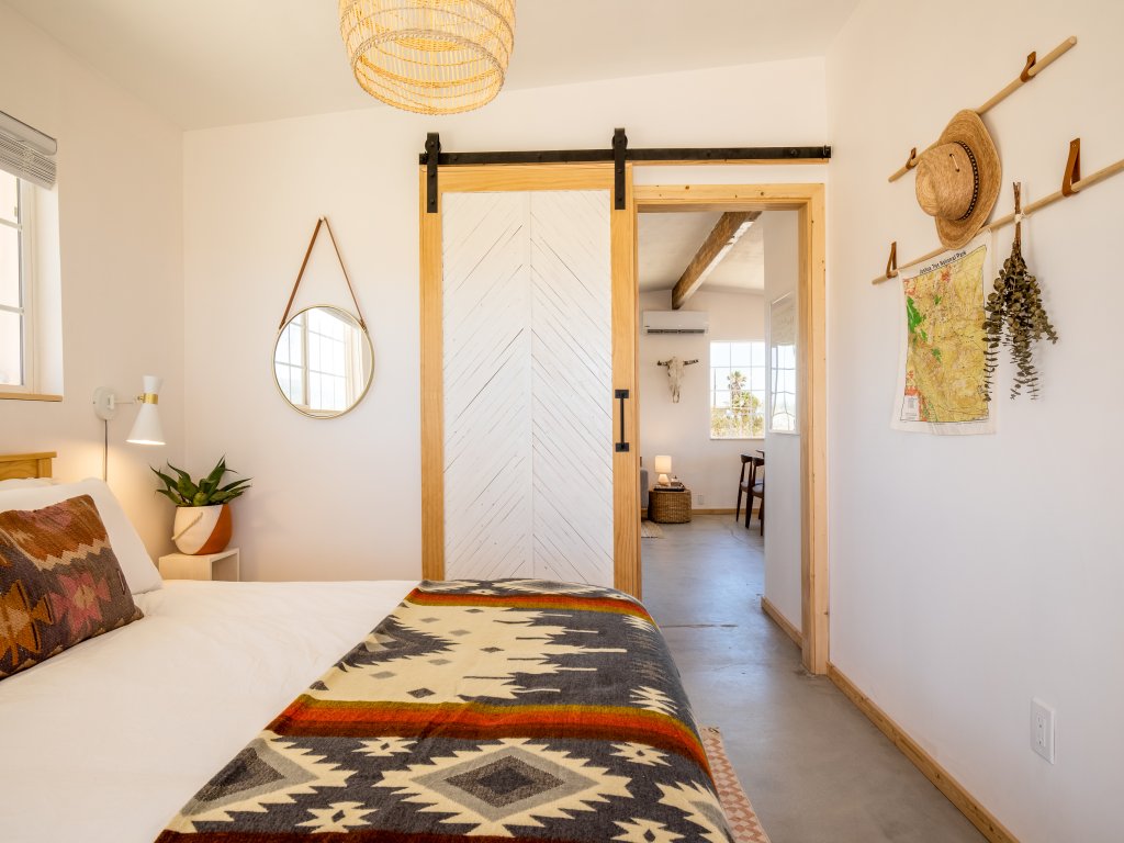 Flamingo Ranch - Dreamy Desert Design with Hot Tub Vacation Rental in California - RedAwning