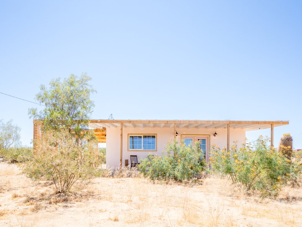 Flamingo Ranch - Dreamy Desert Design with Hot Tub Vacation Rental in California - RedAwning