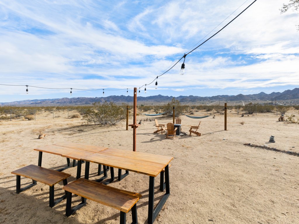 Mojave Ranch - Fire Pit, Dark Skies and Desert Views! Vacation Rental in California - RedAwning