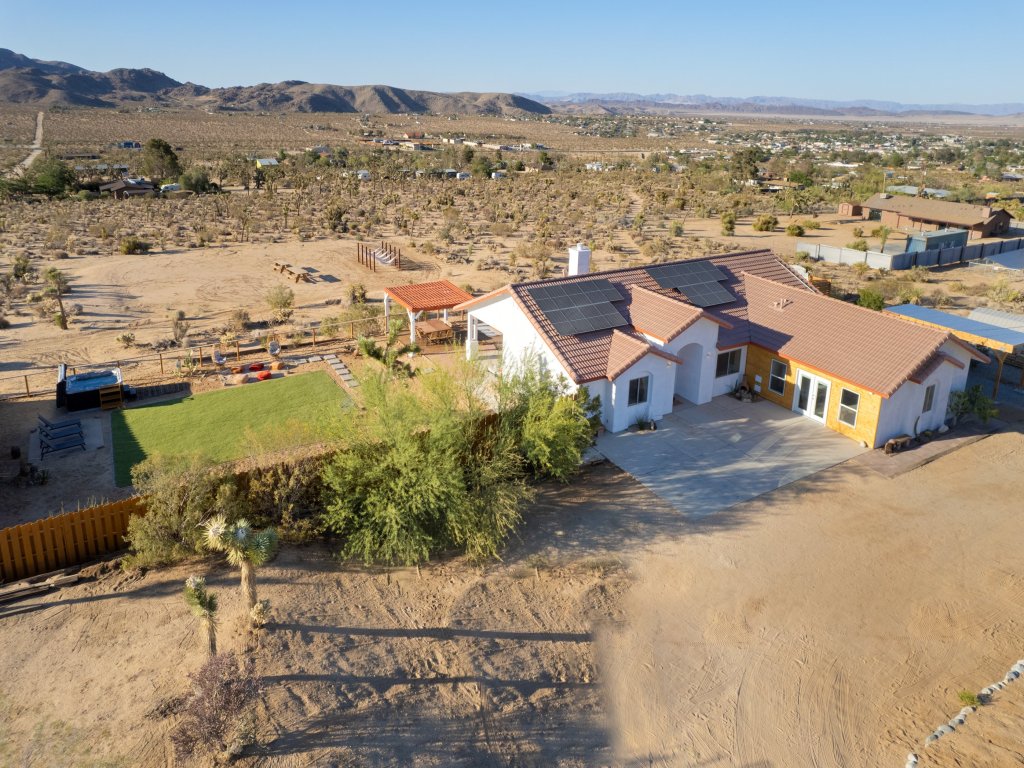 Rancho Nopales JT - Pool, Hot Tub, Hammocks, Fast Wifi + Views! Vacation Rental in California - RedAwning