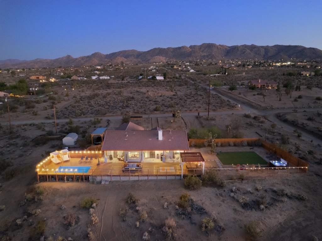 Rancho Nopales JT - Pool, Hot Tub, Hammocks, Fast Wifi + Views! Vacation Rental in California - RedAwning