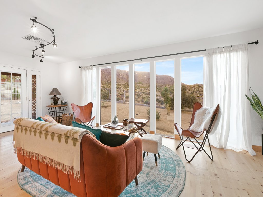 High View Haven - Hot Tub, Fire Pit & BBQ in Joshua Tree! Vacation Rental in California - RedAwning