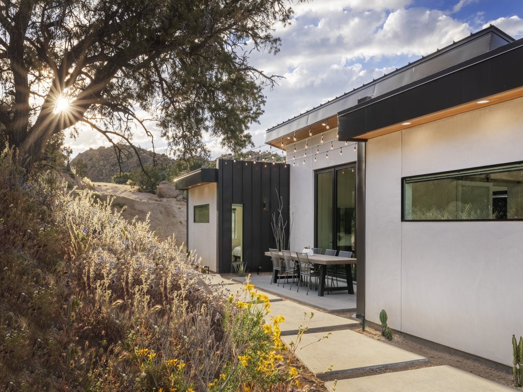 A Little Tish - Secluded Stargazers Getaway Vacation Rental in California - RedAwning