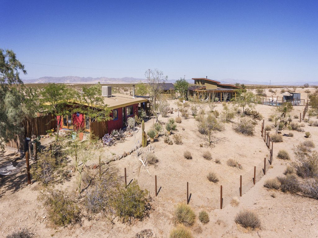 MoonView Modern | Hot tub, BBQ & Private Pool Vacation Rental in California - RedAwning