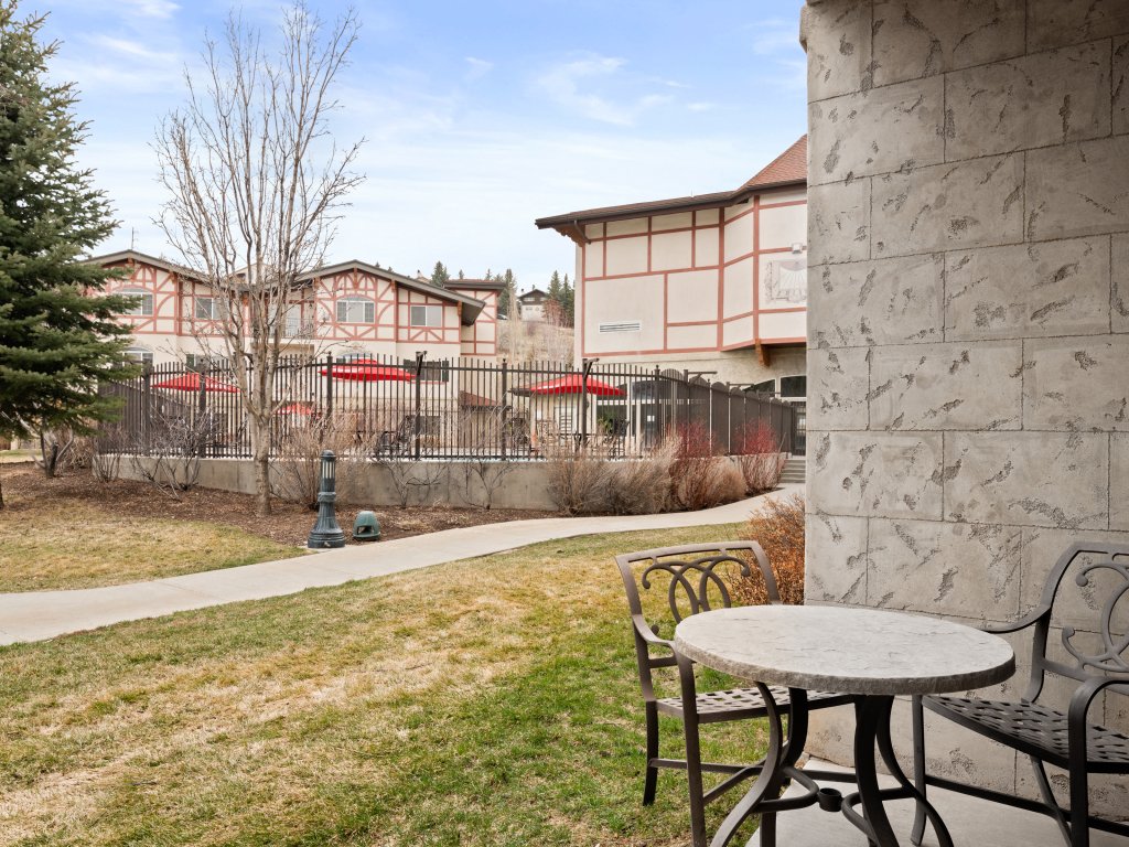 Villa 1082 - 3 Bed 3 Bath Full Kitchen Vacation Rental in Midway - RedAwning