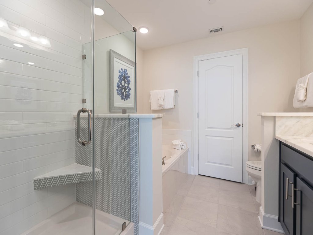 Phoenix Gulf Towers 1004 Vacation Rental in Orange Beach - RedAwning