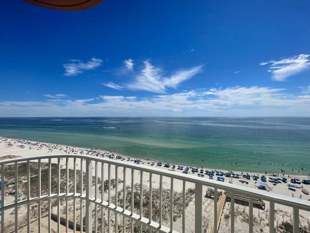 Phoenix Gulf Towers 1004 Vacation Rental in Orange Beach - RedAwning