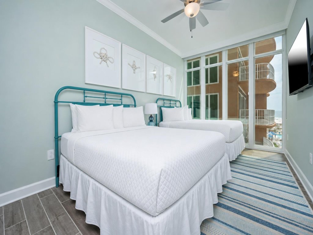 Phoenix Gulf Towers 404 Vacation Rental in Orange Beach - RedAwning