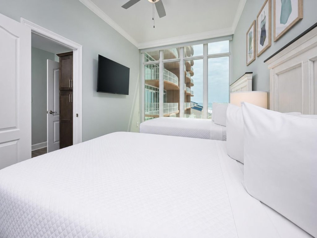 Phoenix Gulf Towers 404 Vacation Rental in Orange Beach - RedAwning