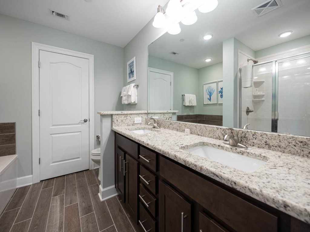 Phoenix Gulf Towers 404 Vacation Rental in Orange Beach - RedAwning