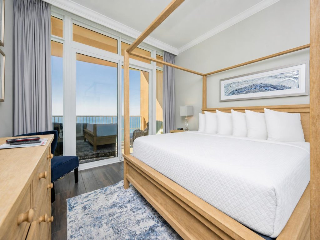 Phoenix Gulf Towers 1204 Vacation Rental in Orange Beach - RedAwning
