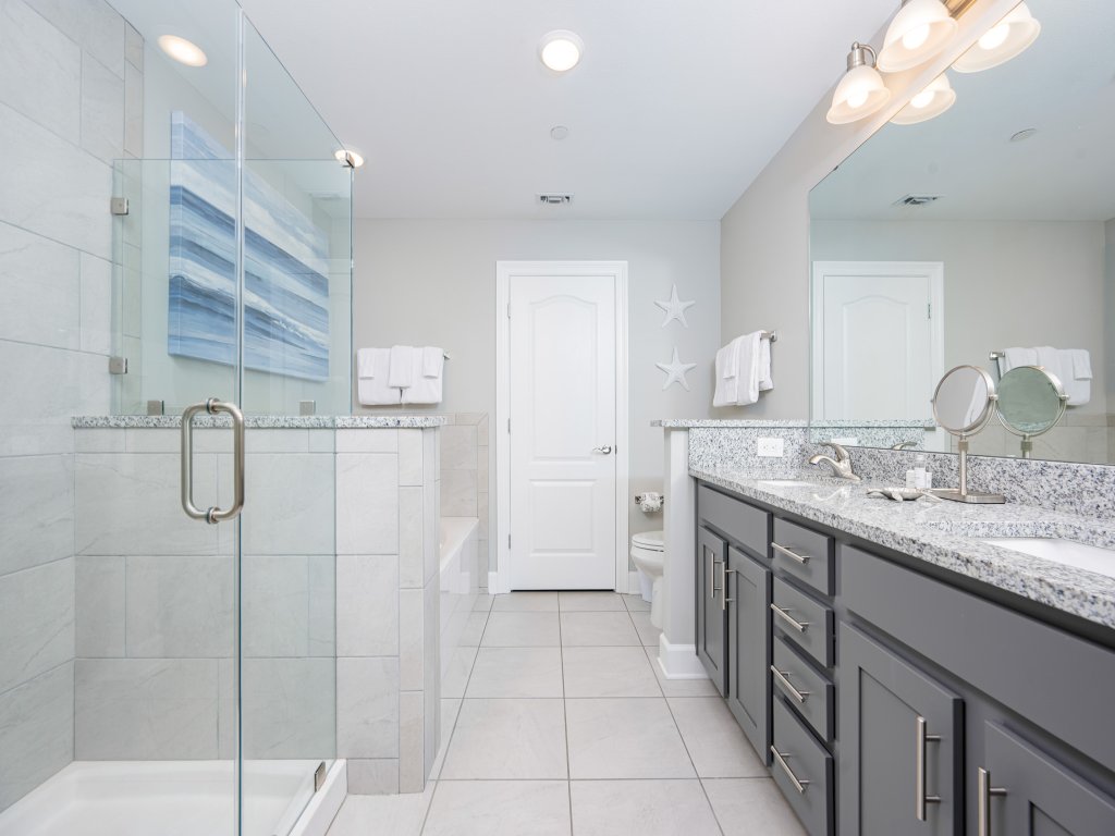 Phoenix Gulf Towers 1204 Vacation Rental in Orange Beach - RedAwning