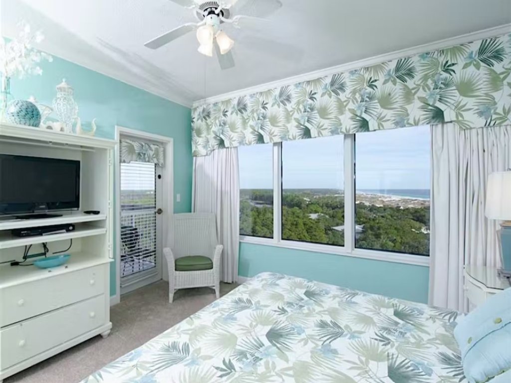 Tops'l 1008 Vacation Rental in Miramar Beach - RedAwning