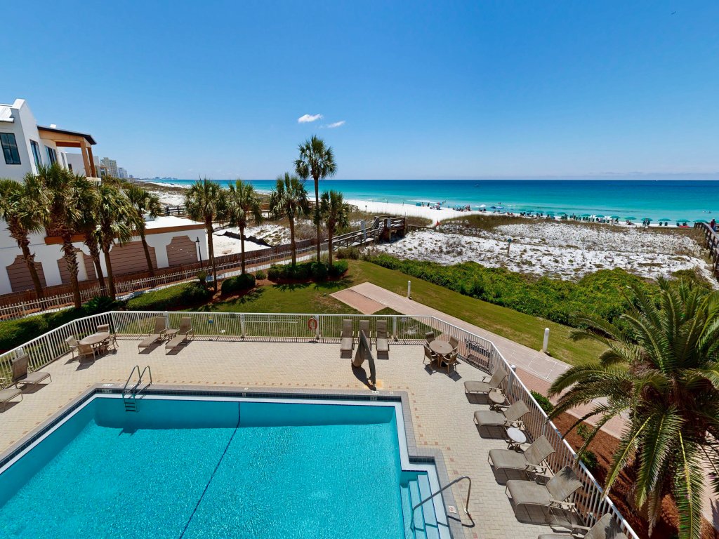 Destin on the Gulf 304 Vacation Rental in Destin - RedAwning