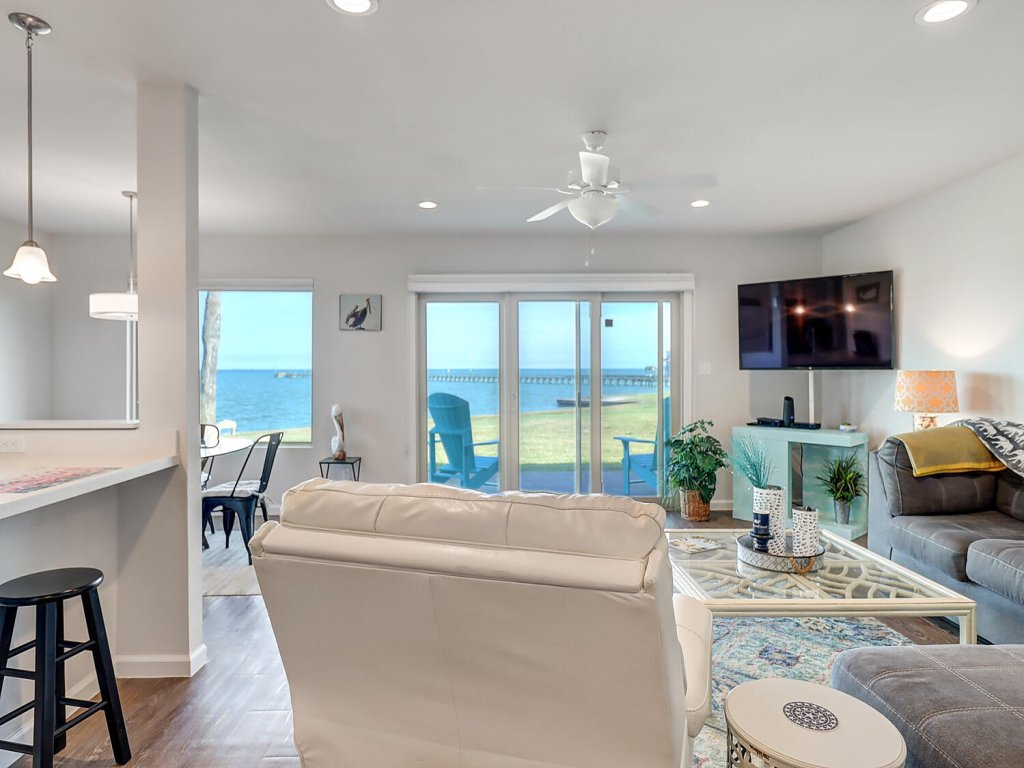 ChaMingo Vacation Rental in Rockport - RedAwning