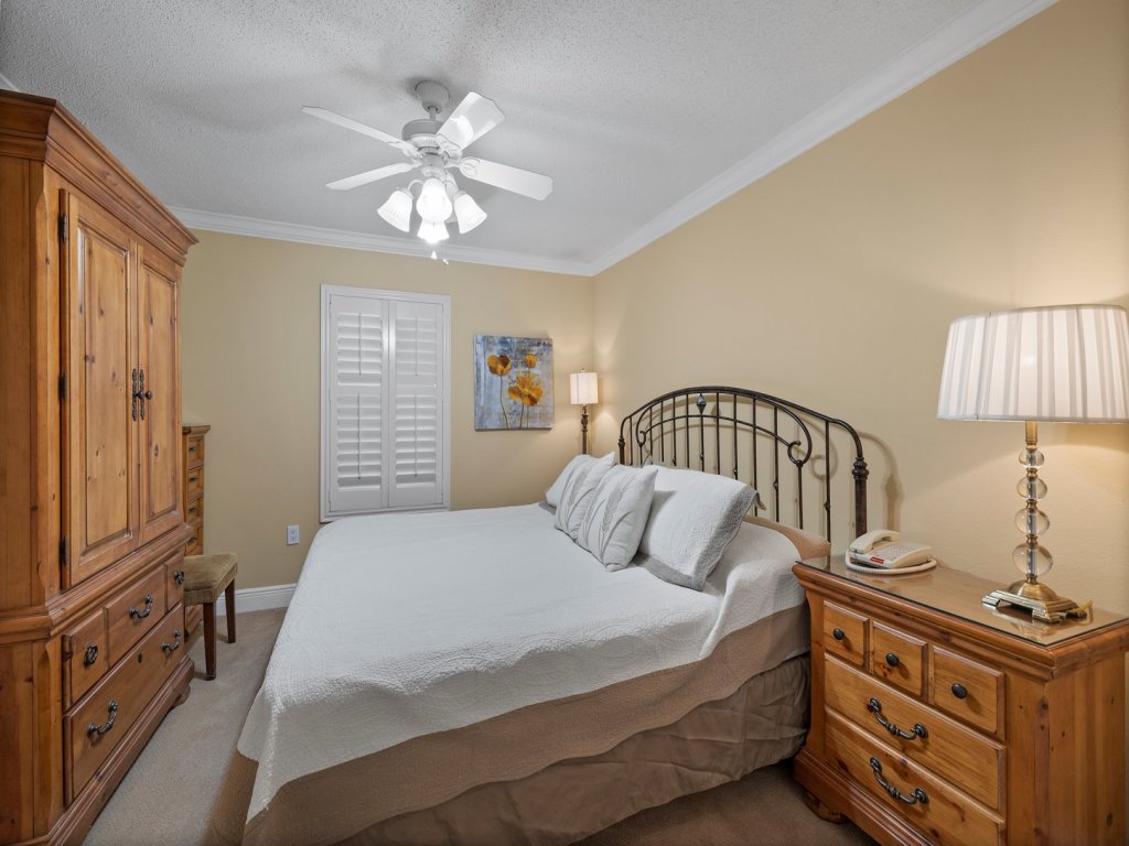 Pelican Beach 0411 Vacation Rental in Destin - RedAwning