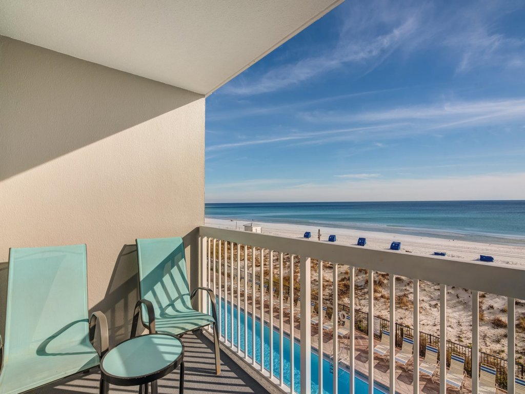 Pelican Beach 0309 Vacation Rental in Destin - RedAwning