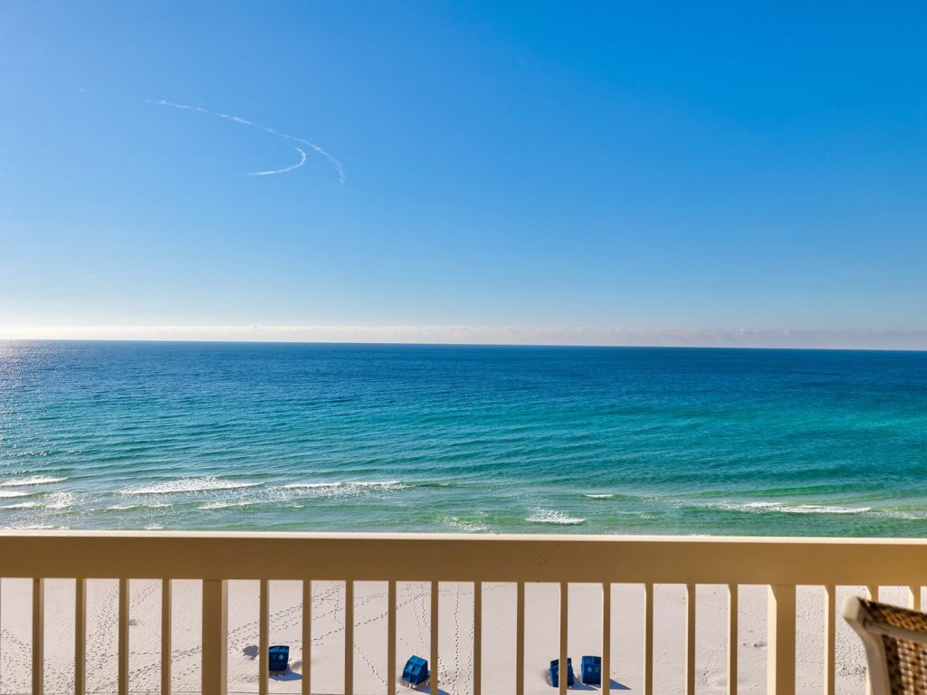 Pelican Beach 0805 Vacation Rental in Destin - RedAwning